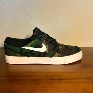 (Sold) Nike SB Zoom Stefan Janoski men’s size 8